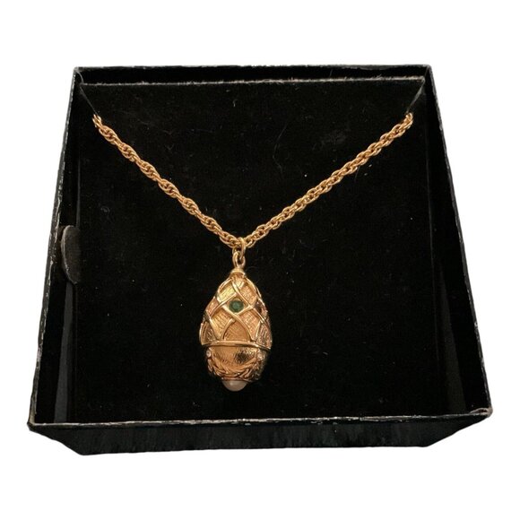 Joan Rivers Classics Collections Gold Faberge Easter Egg Pendant w/Necklace 28” - Picture 4 of 4